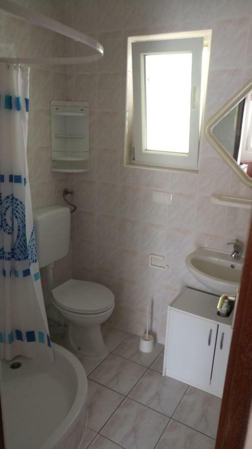 Apartments Ante Вир Екстериор снимка